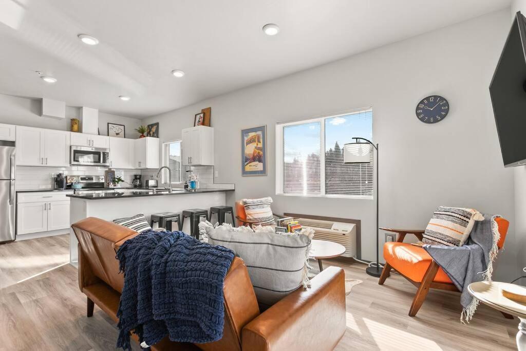 스포캔 New 2 Bed 2 Bath Near Perry District And Dt 아파트 외부 사진